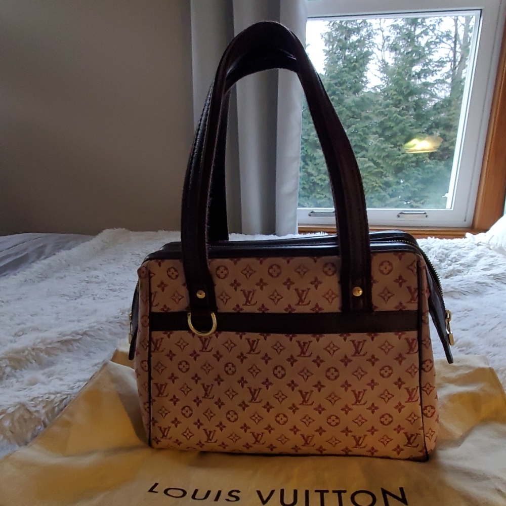 Louis Vuitton Josephine PM